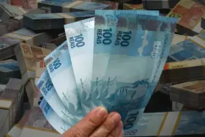 Aposentados do INSS com ações judiciais recebem até R$ 97.260 em atrasados: depósitos começam em junho