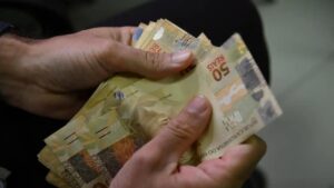 Desenrola MEI, Fies Empreendedor ou Desenrola Adimplentes: entenda a diferença, público e regras