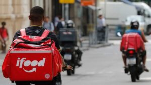Crédito para gerar renda: Move Brasil financia moto sem entrada a entregador e mototaxista em 27/07